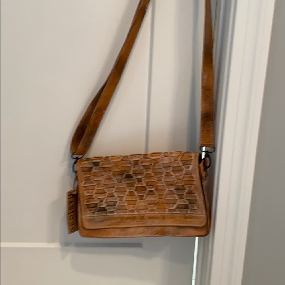 Bedstu crossbody handbag